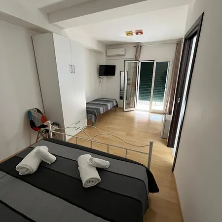 Sei Ottavi Guest house *